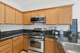2001 5th Ave NW, Puyallup, WA 98371 - Photo 9