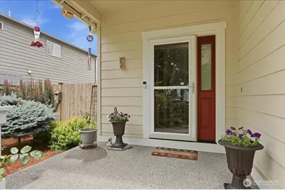 2001 5th Avenue NW, Puyallup, WA 98371 - Photo 5