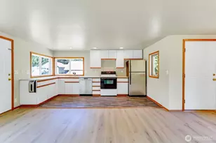 41794 Mountain View Ln, Concrete, WA 98237 - Photo 7
