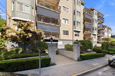 8720 Phinney Avenue N #21, Seattle, WA 98103 - Photo 29