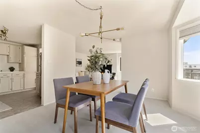 8720 Phinney Avenue N #21, Seattle, WA 98103 - Photo 11