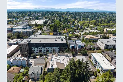 8720 Phinney Avenue N #21, Seattle, WA 98103 - Photo 31