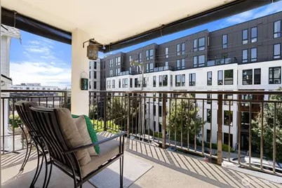 8720 Phinney Avenue N #21, Seattle, WA 98103 - Photo 27