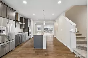 615 238th St SE, Bothell, WA 98021 - Photo 23