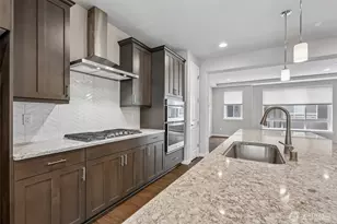 615 238th St SE, Bothell, WA 98021 - Photo 11