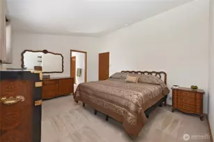 1529 Ilwaco Ave NE, Renton, WA 98059 - Photo 17