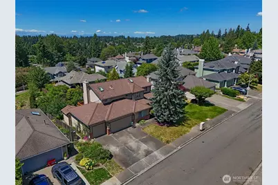 1529 Ilwaco Avenue NE, Renton, WA 98059 - Photo 1