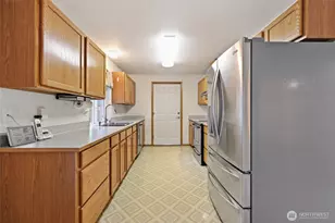 506 Nieland Loop SE, Rainier, WA 98576 - Photo 13