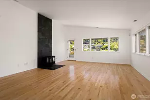 2169 Mariner Beach Dr, Oak Harbor, WA 98277 - Photo 11