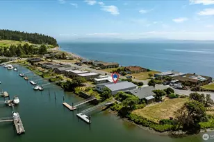 2169 Mariner Beach Dr, Oak Harbor, WA 98277 - Photo 3