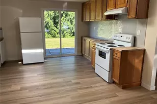 9618 Holly Dr, Everett, WA 98204 - Photo 11