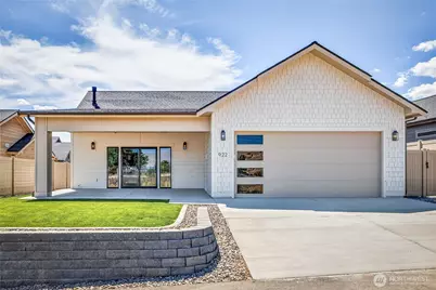 922 Racine Springs Drive, Wenatchee, WA 98801 - Photo 17