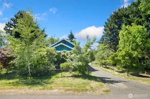 10045 10th Ave SW, Seattle, WA 98146 - Photo 3