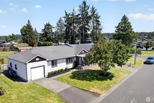 607 14th St SW, Puyallup, WA 98371 - Photo 3
