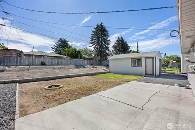 1545 Mary Street, Moses Lake, WA 98837 - Photo 5