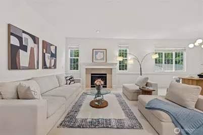 813 275th Place SE, Sammamish, WA 98075 - Photo 3