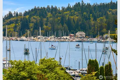 470 Wood Avenue SW #2A, Bainbridge Island, WA 98110 - Photo 11