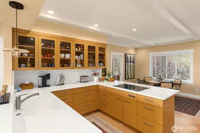 470 Wood Avenue SW #2A, Bainbridge Island, WA 98110 - Photo 15