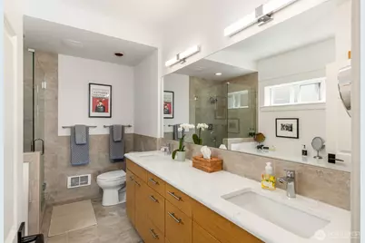 470 Wood Avenue SW #2A, Bainbridge Island, WA 98110 - Photo 25