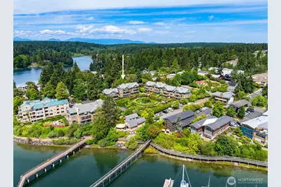 470 Wood Avenue SW #2A, Bainbridge Island, WA 98110 - Photo 29