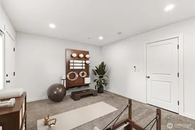16830 20th Avenue W #D7, Lynnwood, WA 98037 - Photo 5