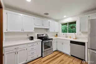 24832 12th Ave S, Des Moines, WA 98198 - Photo 11