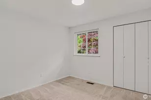 9605 132nd St, Kirkland, WA 98034 - Photo 13