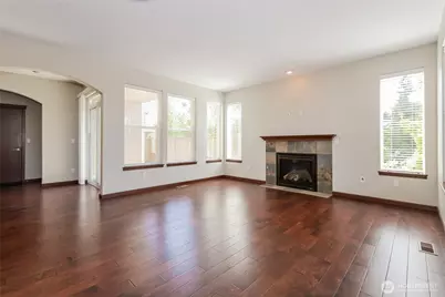 2406 43rd Avenue SE, Puyallup, WA 98374 - Photo 3