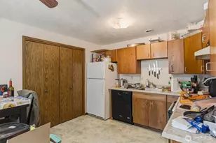 360 24th Ave, Longview, WA 98632 - Photo 9