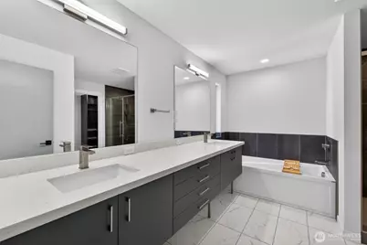 629 Bing Road #B, Lynnwood, WA 98036 - Photo 11