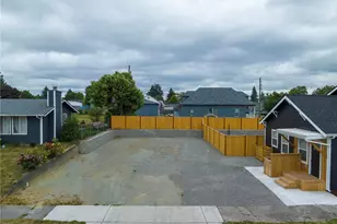2153 S Cushman Ave, Tacoma, WA 98405 - Photo 1