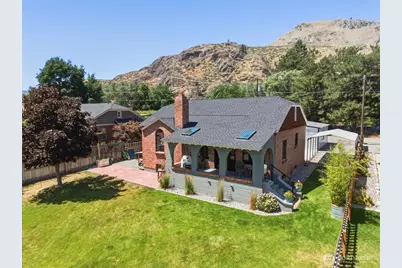 446 5th Street, Chelan, WA 98817 - Photo 1