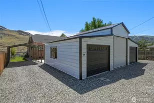 446 5th St, Chelan Falls, WA 98817 - Photo 27