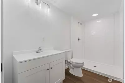 1720 N Wycoff Avenue, Bremerton, WA 98312 - Photo 21