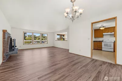 6308 98th Place NE, Marysville, WA 98270 - Photo 11