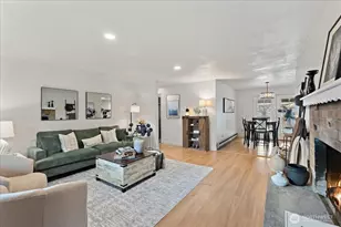 16954 SE 255th Pl, Covington, WA 98042 - Photo 3