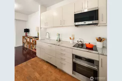98 Union Street #810, Seattle, WA 98101 - Photo 17