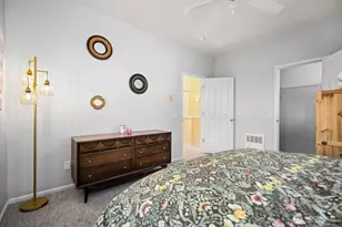 10543 Midvale Ave N, Seattle, WA 98133 - Photo 13