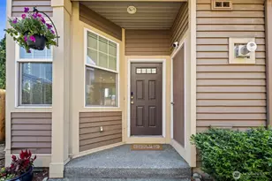 10543 Midvale Ave N, Seattle, WA 98133 - Photo 1