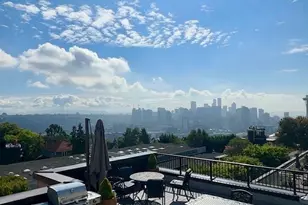 201 Galer St, Seattle, WA 98109 - Photo 25