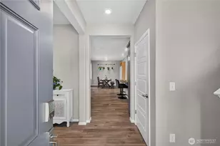 32831 Ten Trails Pkwy SE, Black Diamond, WA 98010 - Photo 5