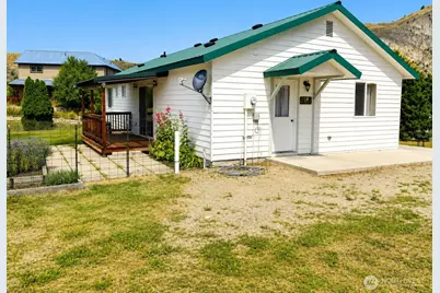 8 Orchard Loop S., Tonasket, WA 98855 - Photo 17