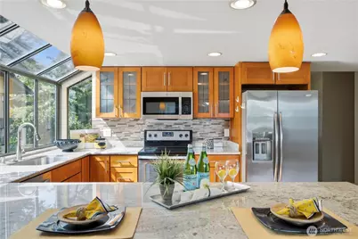 14225 SE 44th Street, Bellevue, WA 98006 - Photo 11