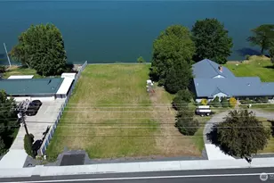 2023 Westshore Dr NE, Moses Lake, WA 98837 - Photo 1