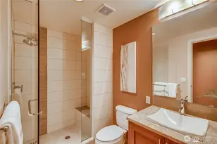 10610 NE 9th Pl, Bellevue, WA 98004 - Photo 11