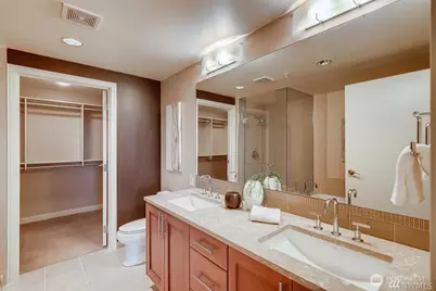 10610 NE 9th Place #1507, Bellevue, WA 98004 - Photo 15