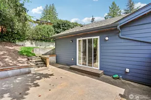 12456 SE 27th St, Bellevue, WA 98005 - Photo 29