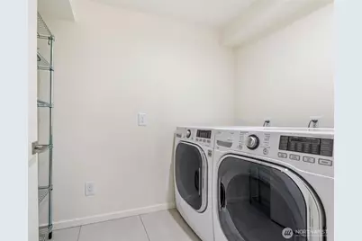 12456 SE 27th Street, Bellevue, WA 98005 - Photo 23