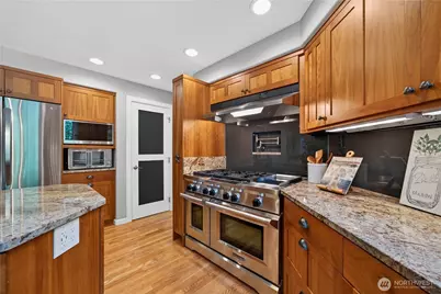 15201 162nd Avenue SE, Renton, WA 98058 - Photo 9