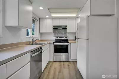 16200 Avondale Rd NE, Woodinville, WA 98077 - Photo 9